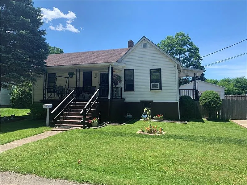52 Miller Ave photo 1