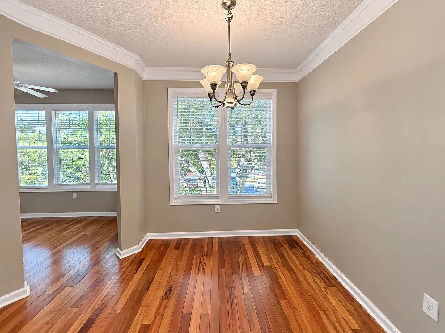 1 bed, 1.0 bath, 844 sqft, $2,095 — Photo 4