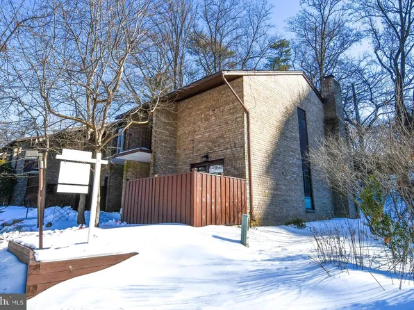 9201 Three Oaks Dr, Silver Spring, MD 20901