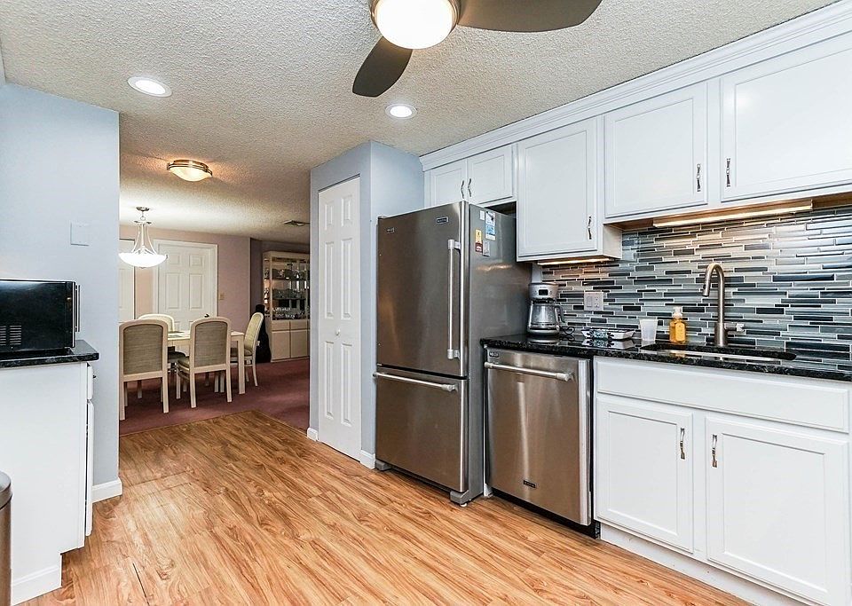 8 9th St Medford MA Zillow