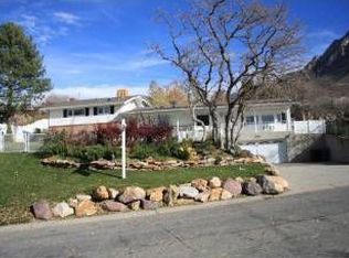 4561 S Wallace Ln, Holladay, UT 84117