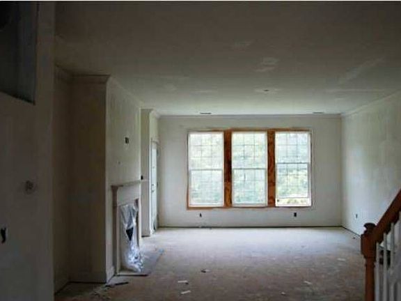 Living Room w/ Fireplace