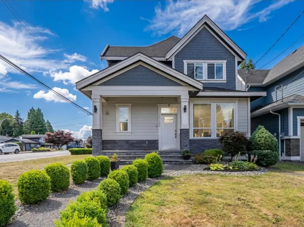 19596 116b Ave, Pitt Meadows, BC V3Y 1R8