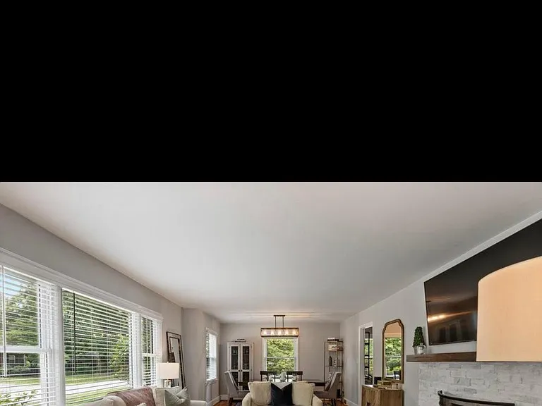 4326 Castleton Rd — Photo 25