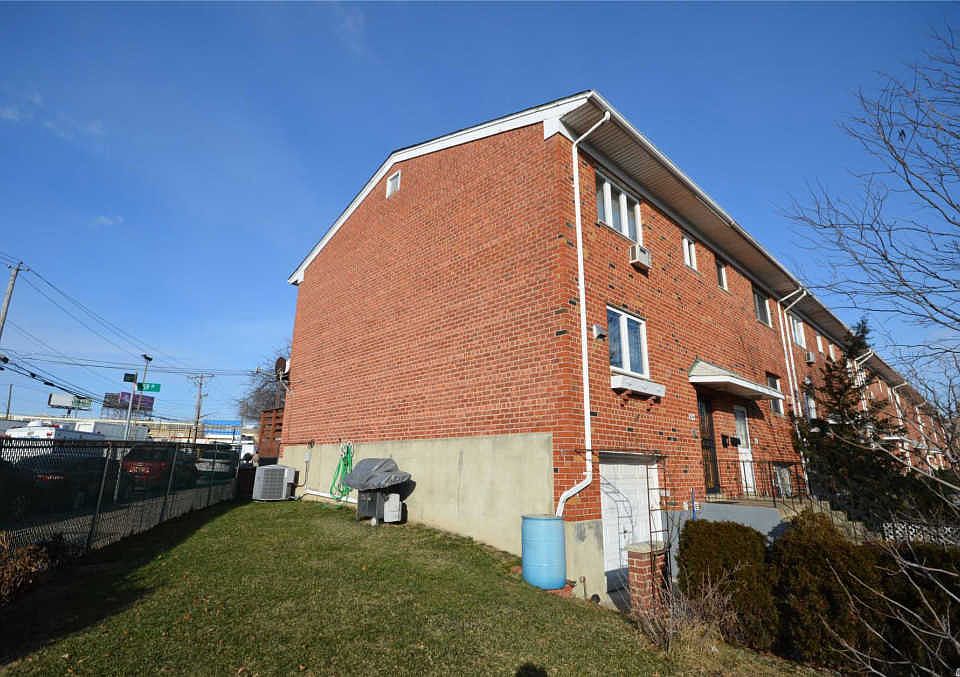 1st image of 5044 60th St
