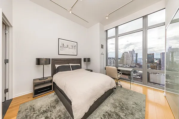 Sold by NestApple, Inc. | media 15