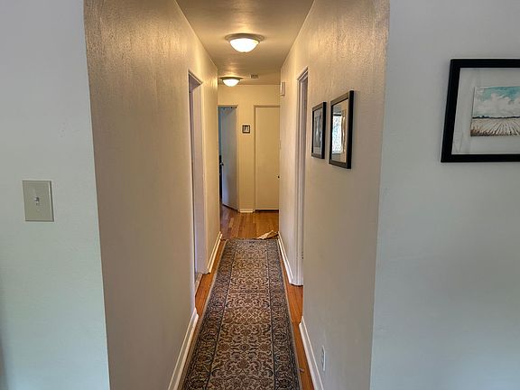 5th image of 7247 Dartmouth Ave