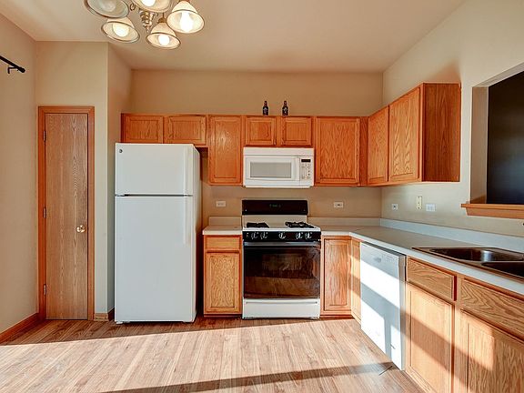 5th image of 7226 Alden Dr