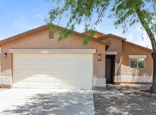 1074 E Silversmith Trl, San Tan Valley, AZ 85143