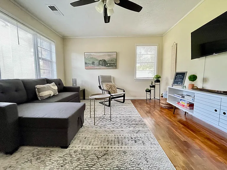 14740 Highway 70 W — Photo 1