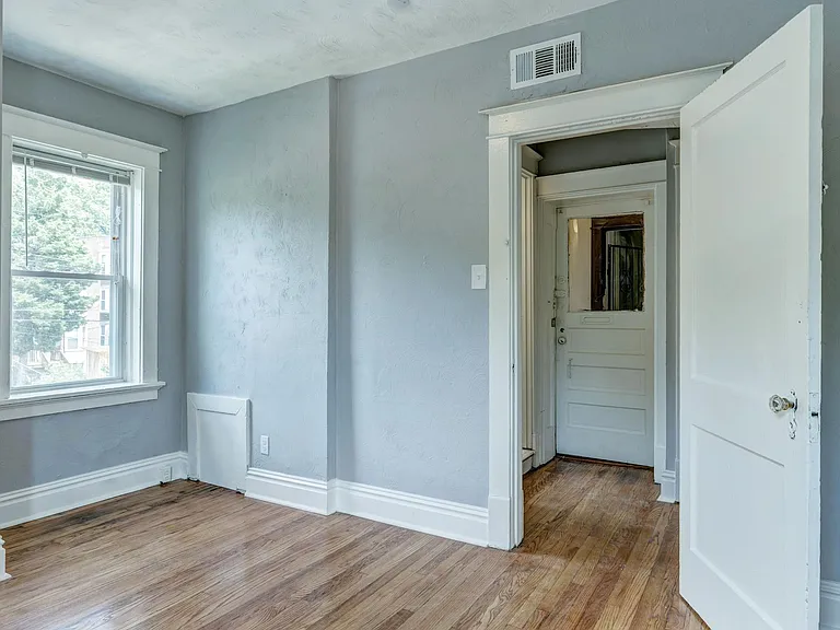 5951 McPherson Ave — Photo 18