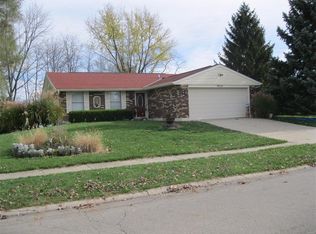 9652 Springwater Ln, Miamisburg, OH