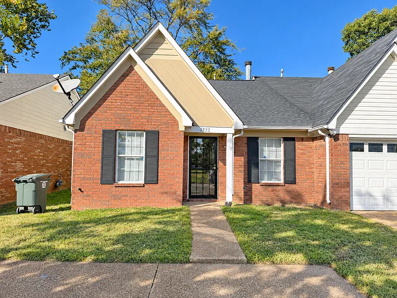 5832 Ashridge Pl