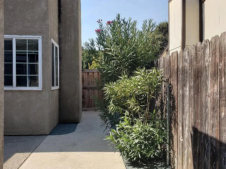 8748 Kelley Dr — Photo 11
