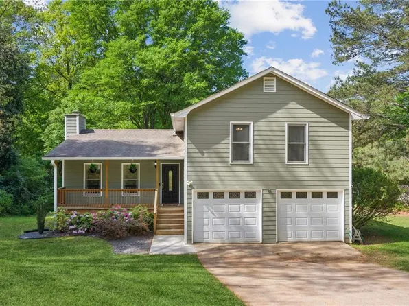 355 Cross Creek Pl, Auburn, GA 30011