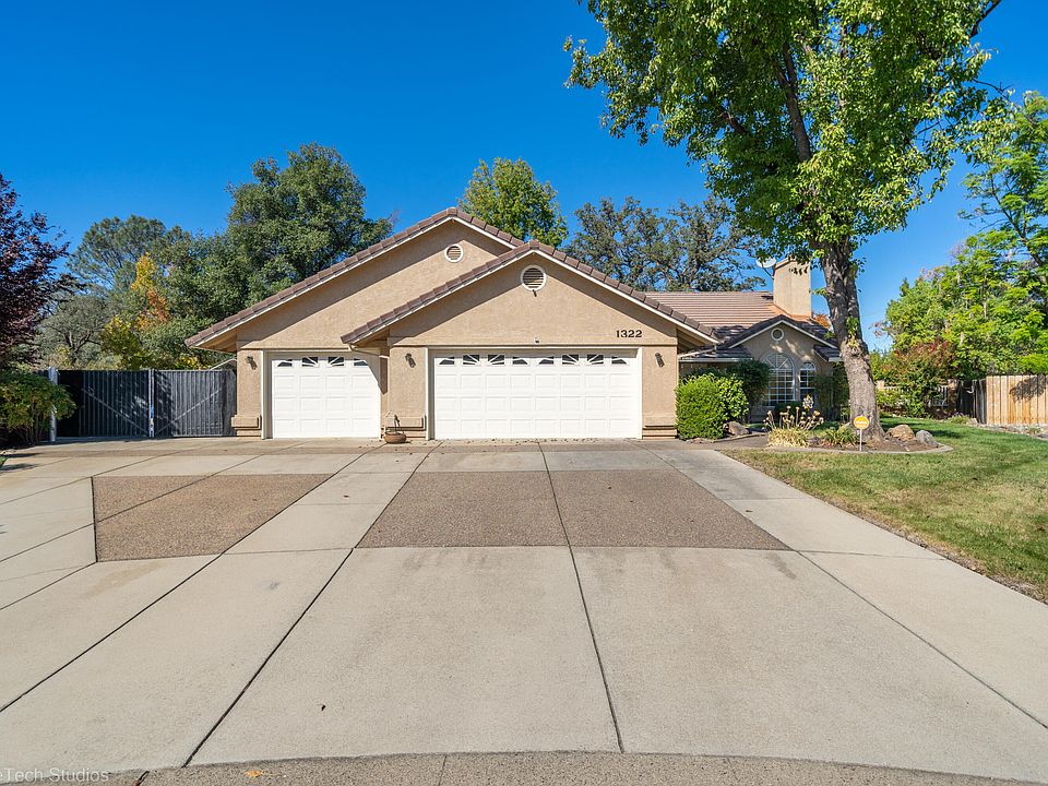 1st image of 1322 Carla Cir