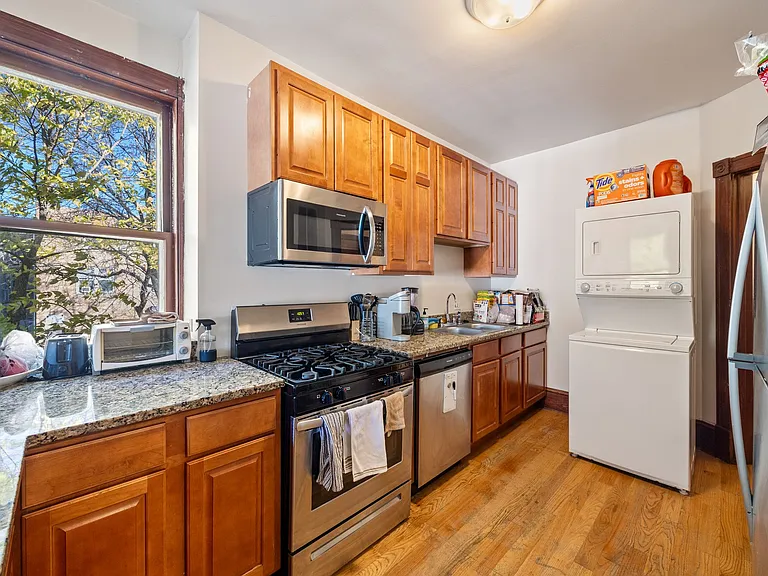 1922 Maple Ave #2 — Photo 13