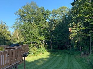 4 Maple St, Southwick, MA 01077