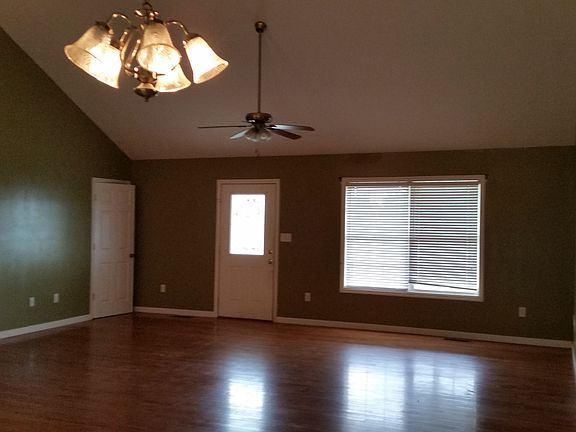 2nd image of 1113 Eric Dr