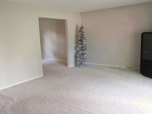 5th image of 24554 Aric Way