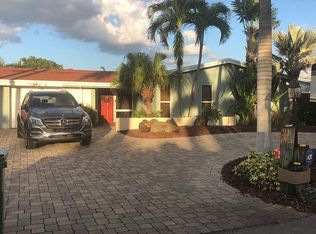 2011 NW 36th St, Oakland Park, FL 33309