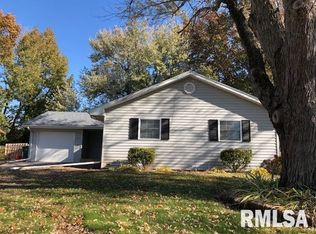 127 Jana Rd, Macomb, IL 61455