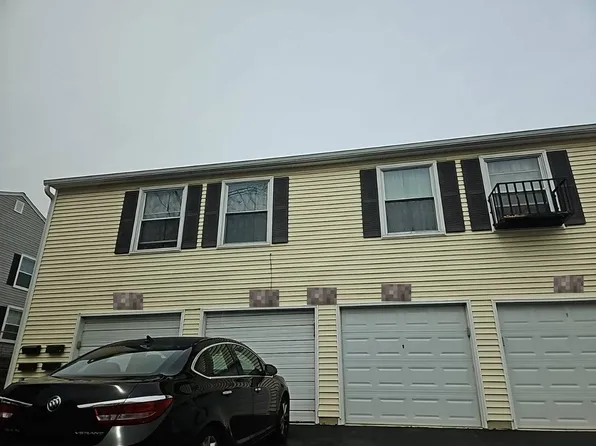 1272 Prairie Ave, Glendale Heights, IL 60139