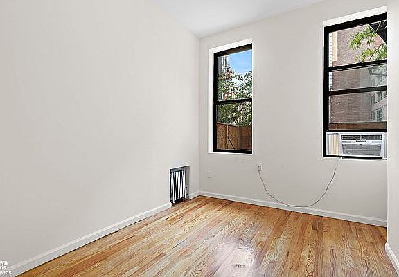 4th image of 360 9th Ave APT 1