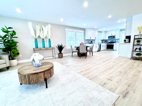 3217 Reynard Ln