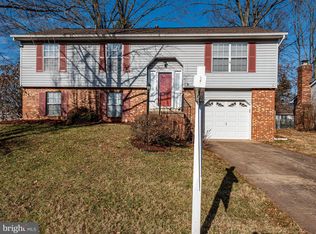 14712 Jarnigan St, Centreville, VA 20120