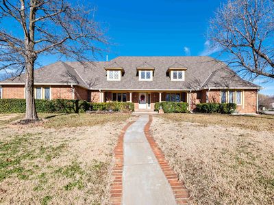 2420 N Greenleaf Ct, Wichita, KS, 67226