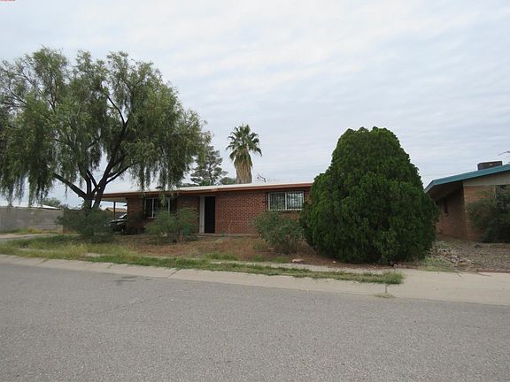 2nd image of 4555 N Hansa Dr