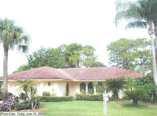 211 Greenwood Ave, Lehigh Acres, FL 33936