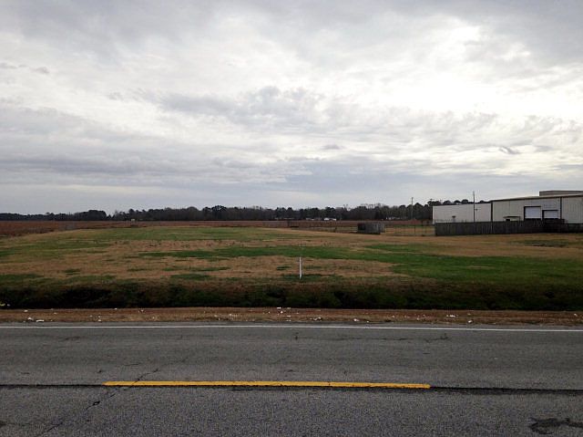 1st image of 1024 US Hwy 264 E