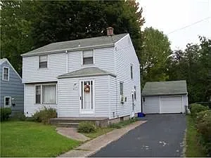 471 77th St photo 1