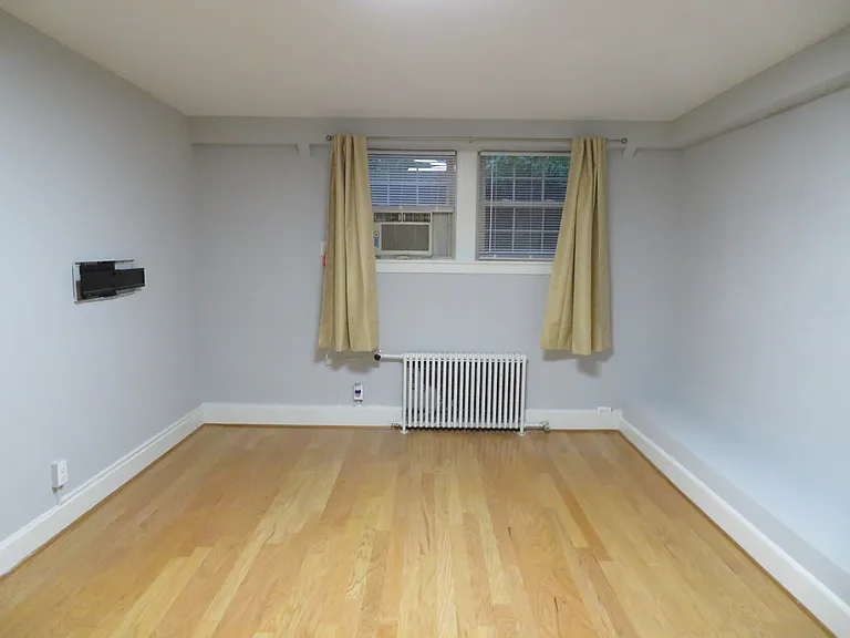 3925 Davis Pl NW #B1 — Photo 18