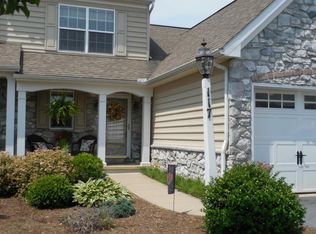 117 Waypoint Dr, Lancaster, PA 17603