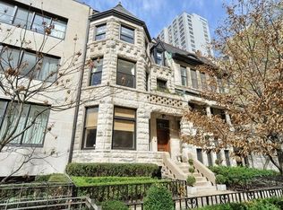 1434 N Astor St, Chicago, IL 60610