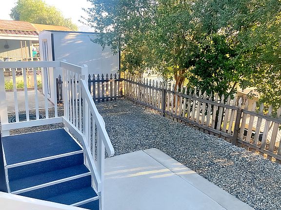 4th image of 31204 N Lakeview Way #49
