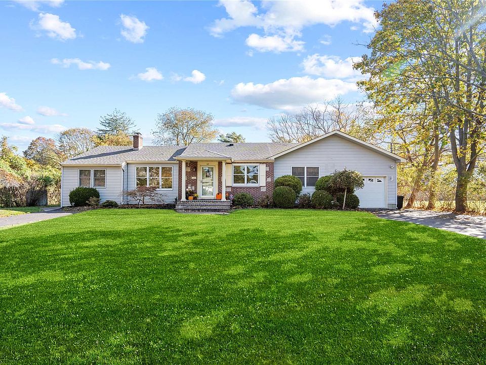 215 Southern Boulevard, East Patchogue, NY 11772 Zillow