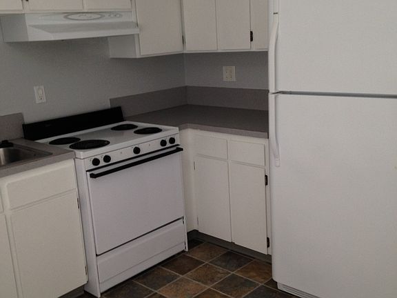 5th image of 738-744 W Oregon Ave