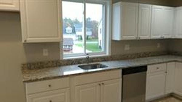 2nd image of 7 Brianna Dr