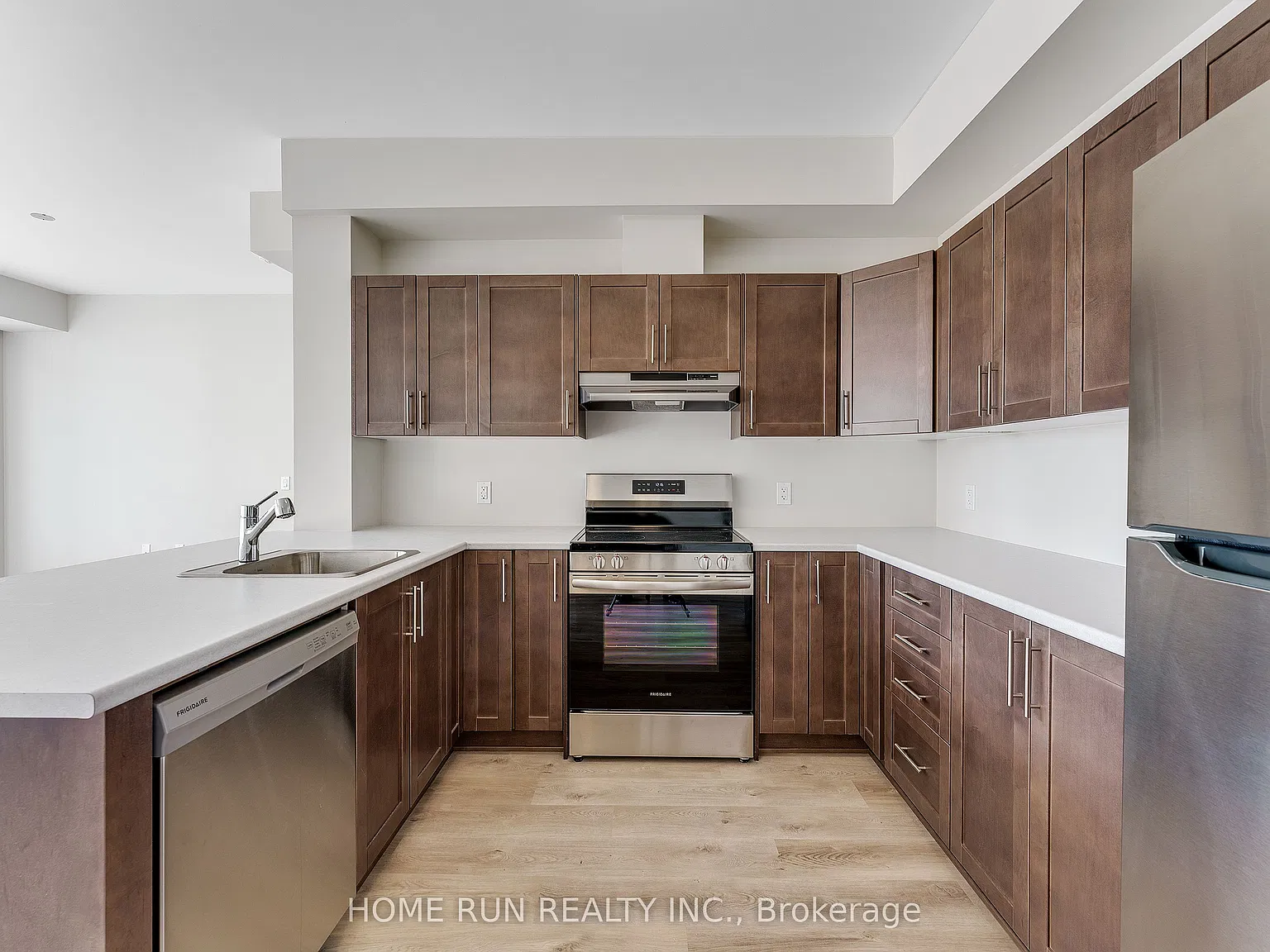 2 bed, $2,900 — Photo 4