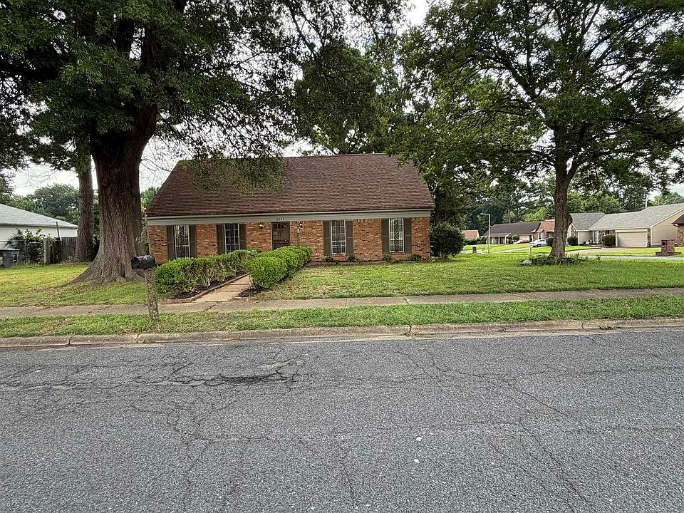 1st image of 5020 Gardenwood Dr