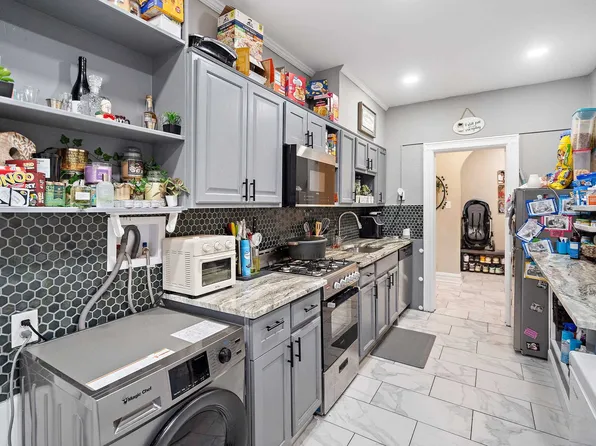 821 Bergen Avenue image 14 of 20