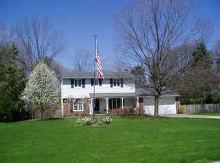 11559 Cherokee Ln, Brecksville, OH 44141