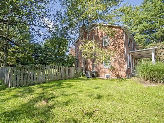 5th image of 1405 Greendale Dr