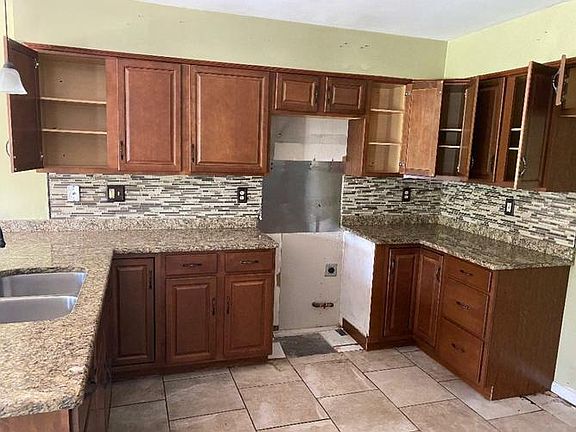 5th image of 6629 Rocky Park Dr