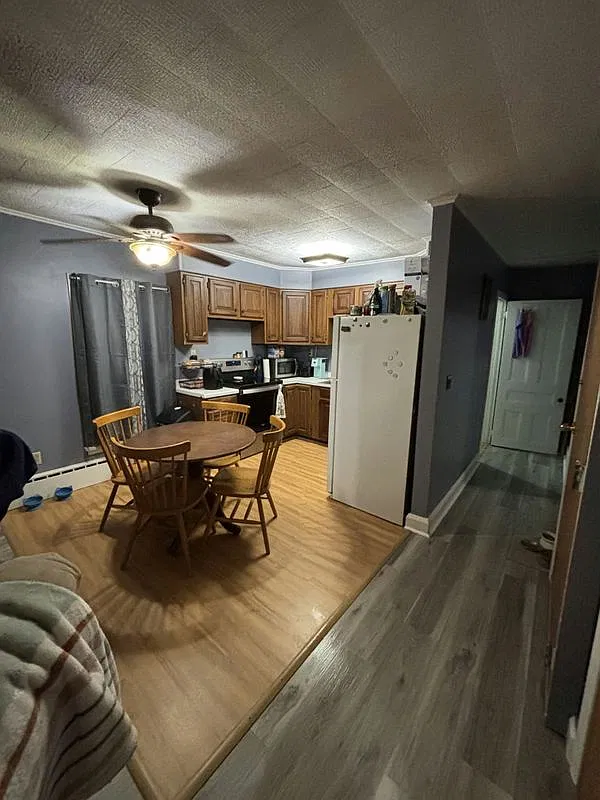 2 bed, 1.0 bath, 750 sqft, $950 — Photo 2