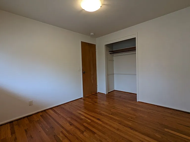 3170 University St — Photo 16